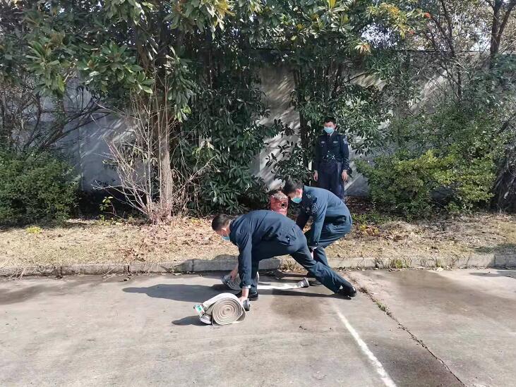 大型活動(dòng)的時(shí)候，保安人員一般會(huì)制定這樣的應(yīng)對(duì)措施的！
